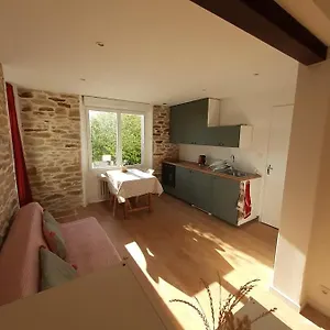 Superbe Studio, Avec Cuisine Et Espace Extérieur Plouguerneau